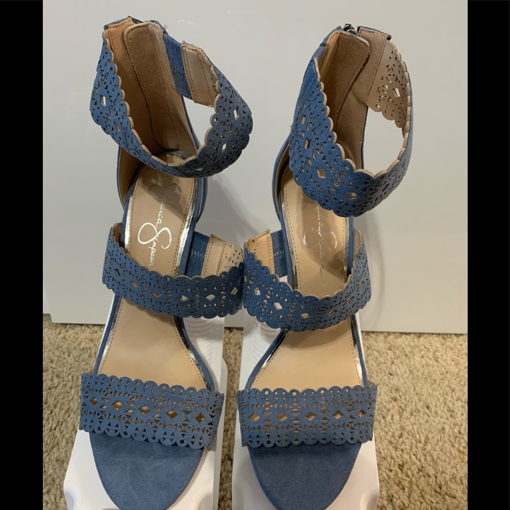 Strappy JS blue sandal. Perfect heel height!